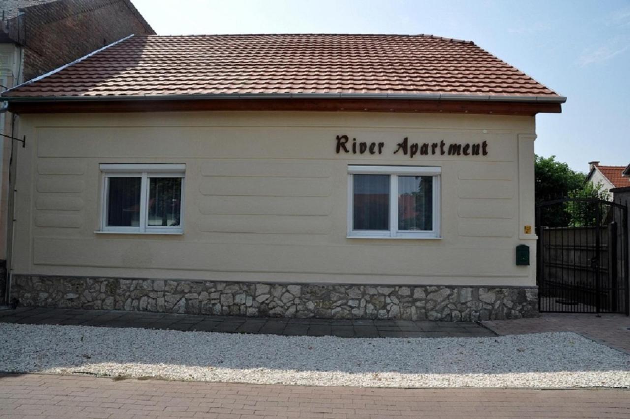 River Apartment Makó Dış mekan fotoğraf