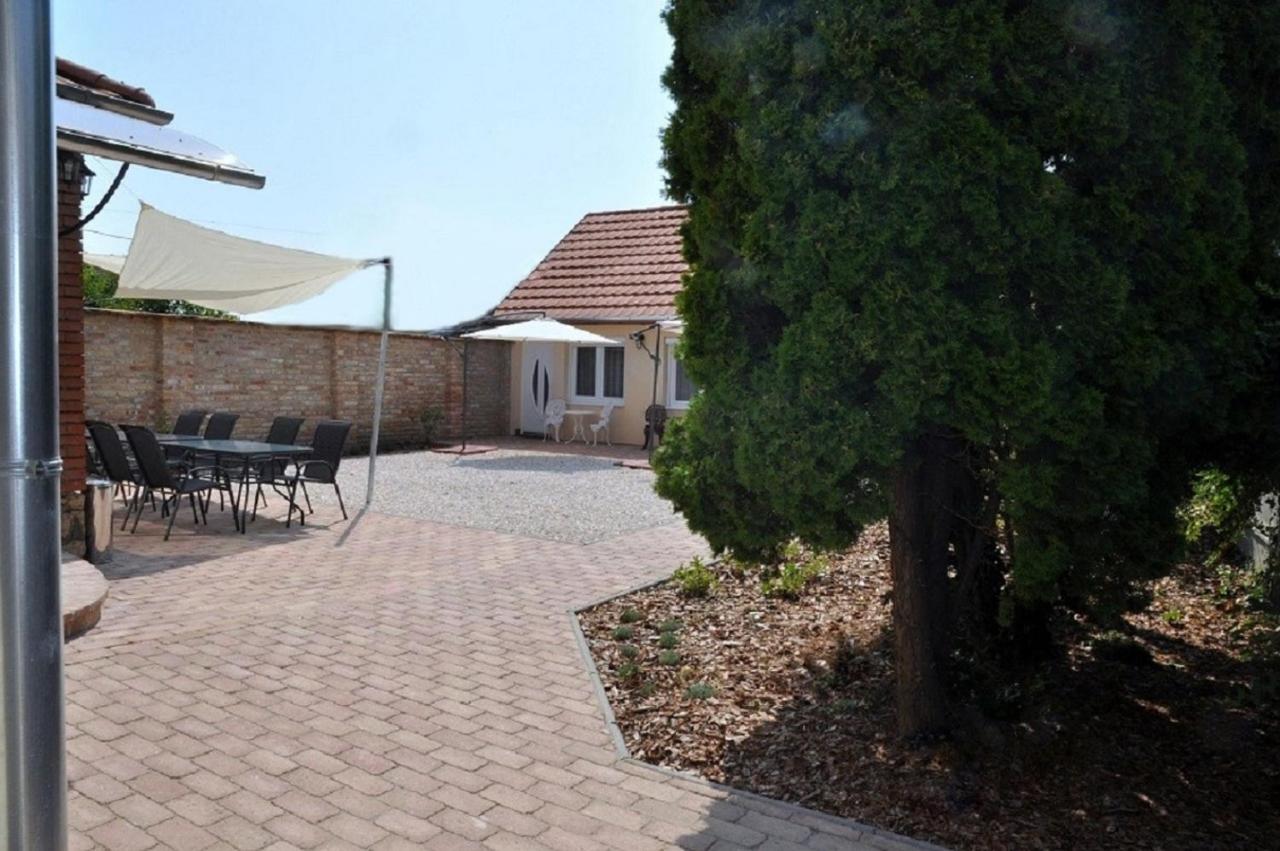 River Apartment Makó Dış mekan fotoğraf