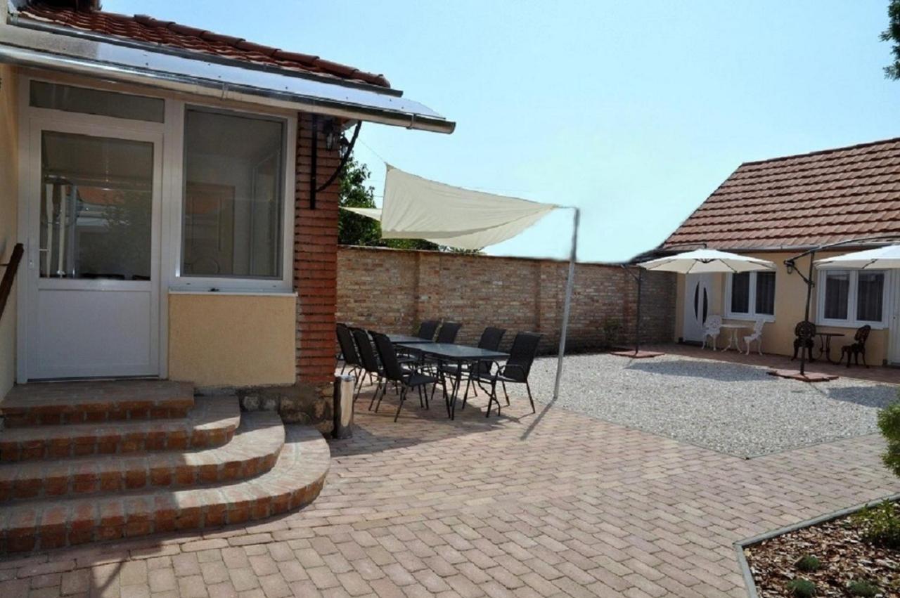 River Apartment Makó Dış mekan fotoğraf